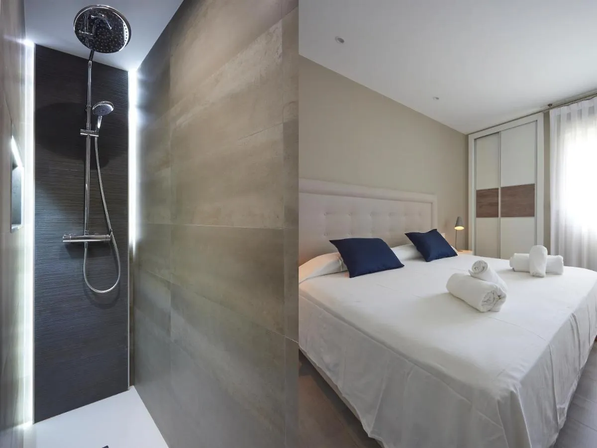 Bright & Modern 2 Bedroom Apartment 300M To The Beach - Marbella Spain