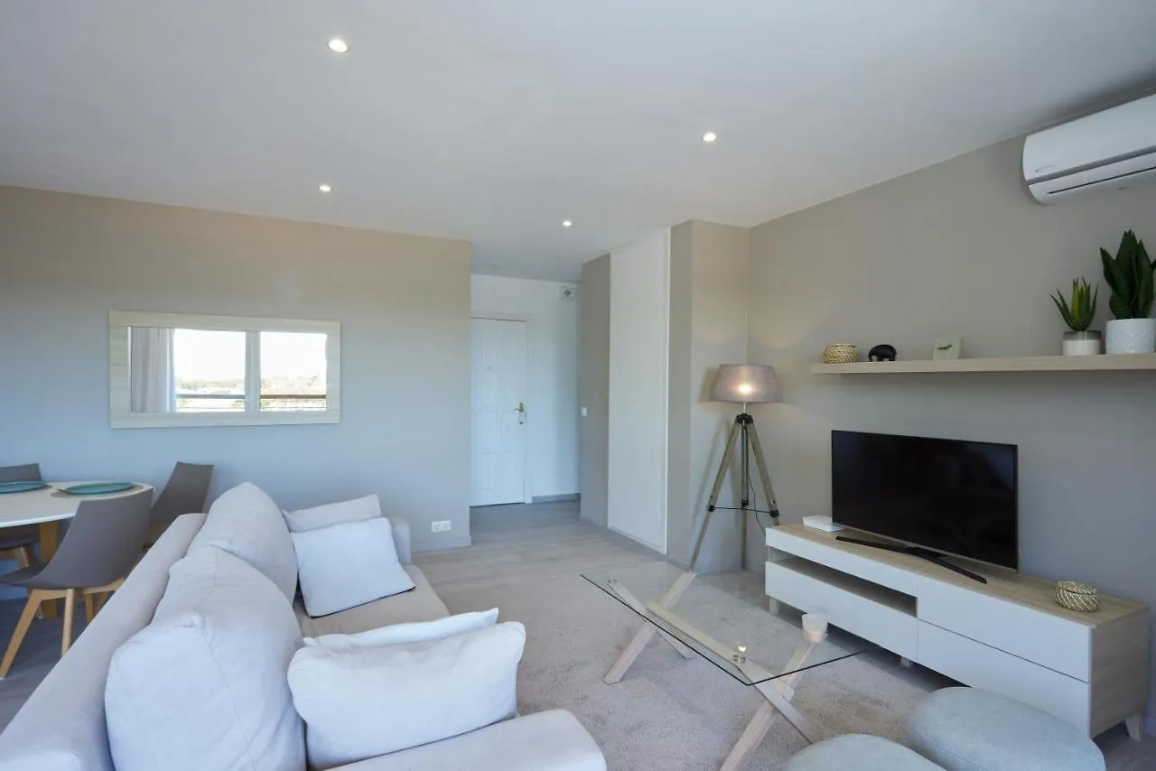 Bright & Modern 2 Bedroom Apartment 300M To The Beach - Marbella